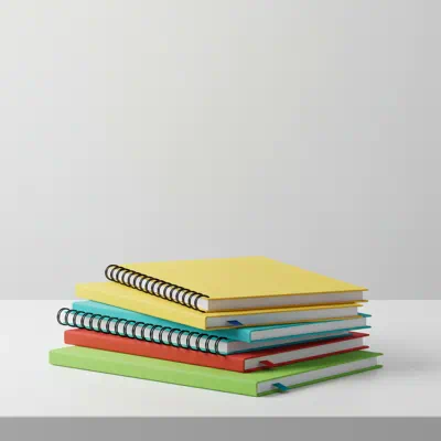 | Tipos de cuadernos | distintos tipos de cuadernos libretas y blocs todos los tipos de cuadernos, libretas y blocs apilados en una mesa.