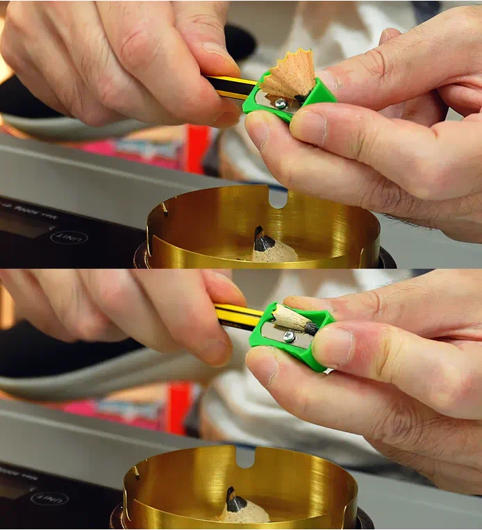 fotografia de prueba de afilado con sacapuntas de plastico | cambio de lápices Staedtler Noris