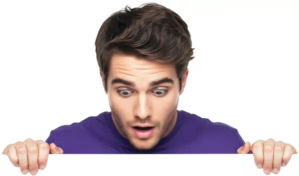 hombre sorprendido con las carpetas de fundas en papeleris 1 | Carpeta con Fundas